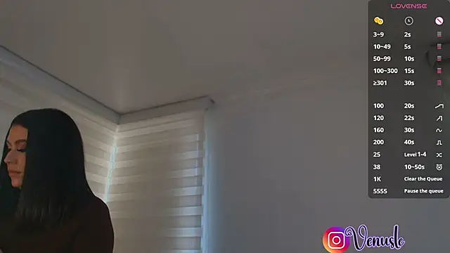 venusleroy  online show from October 2025 09:22:01 PM