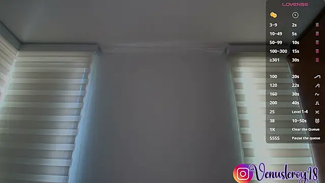 venusleroy  online show from November 2025 07:52:02 PM