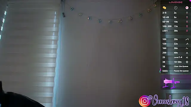 venusleroy  online show from March 2026 10:18:01 PM