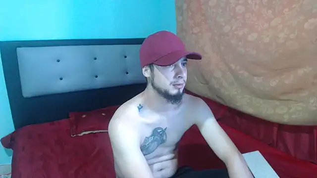 Snapshot of kalipso_n-jones chatting on February 2025 03:22:01 PM kalipso n-jones online show from February 2025 03:22:01 PM