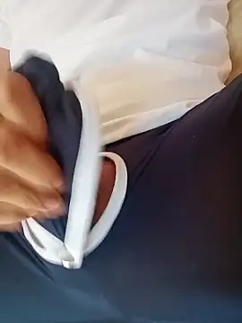 El baby12 online show from November 2025 09:42:01 AM