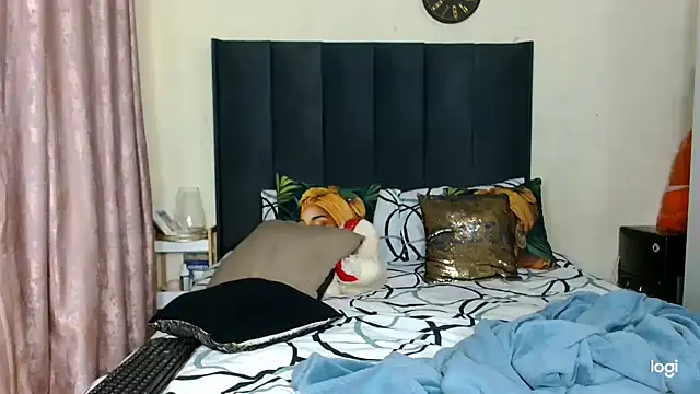 quenliyasa online show from January 2026 09:11:02 PM