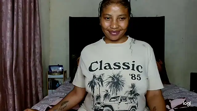 Snapshot of quenliyasa chatting on April 2026 09:02:02 PM quenliyasa online show from April 2026 09:02:02 PM