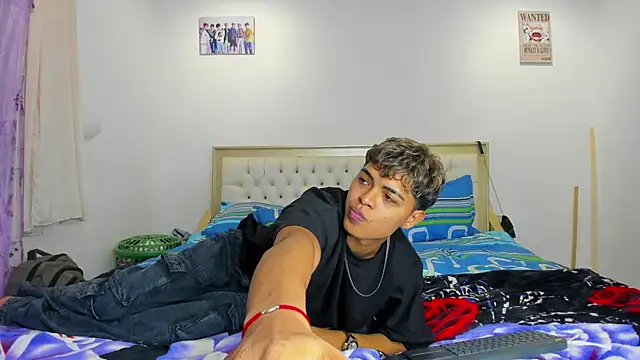 Snapshot of dafnezahiraa_ chatting on January 2025 03:43:01 AM dafnezahiraa online show from January 2025 03:43:01 AM