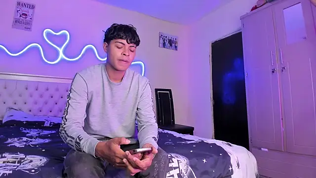 dafnezahiraa  online show from January 2026 09:11:01 PM