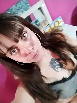 Snapshot of lucylovles chatting on November 2025 09:19:01 PM lucylovles online show from November 2025 09:19:01 PM