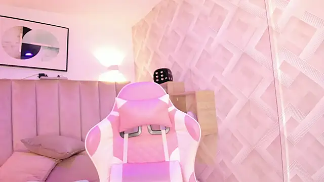 Haru Bonny online show from February 2026 08:18:01 PM