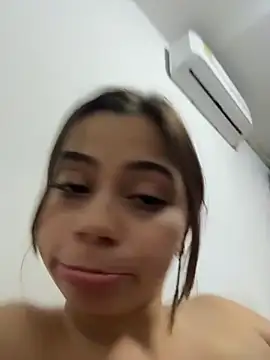 Lesbiandreams online show from November 2025 05:00:01 AM