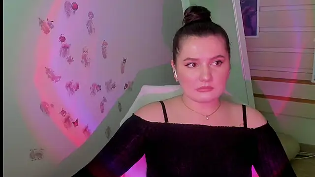 Snapshot of Lei_White chatting on February 2025 10:20:02 PM Lei White online show from February 2025 10:20:02 PM