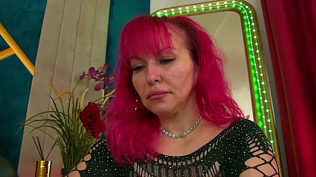 Foxxxy MILF online show from April 2026 04:03:01 AM