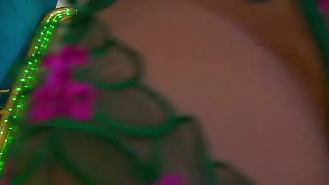 Foxxxy MILF online show from June 2026 03:51:02 AM