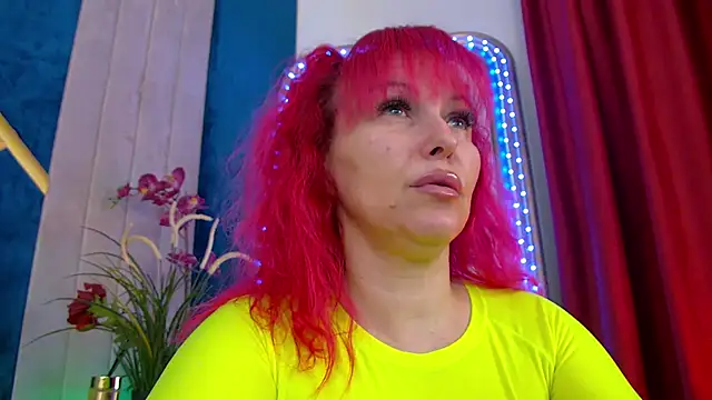 Foxxxy MILF online show from February 2026 04:56:01 AM