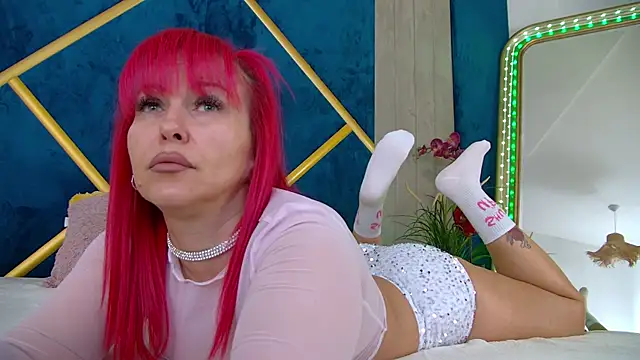 Foxxxy MILF online show from January 2026 05:11:02 AM