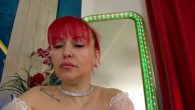 Foxxxy MILF online show from March 2026 05:00:01 AM