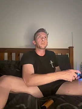 Snapshot of aus_guy93 chatting on October 2025 02:14:02 PM aus guy93 online show from October 2025 02:14:02 PM