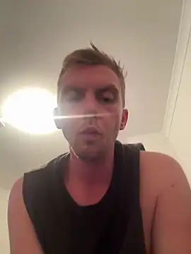 Snapshot of aus_guy93 chatting on November 2025 12:43:02 PM aus guy93 online show from November 2025 12:43:02 PM