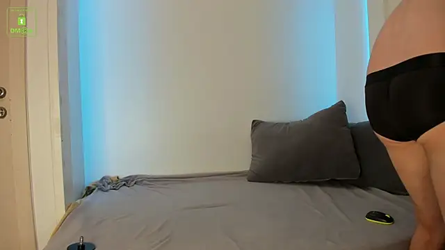 Snapshot of Tony_Talorr chatting on September 2025 10:32:02 AM Tony Talorr online show from September 2025 10:32:02 AM