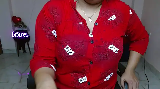 Snapshot of Naughty_Ayesha1 chatting on February 2025 03:45:01 AM Naughty Ayesha1 online show from February 2025 03:45:01 AM