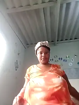 2Sweetysmile online show from April 2026 11:39:01 AM