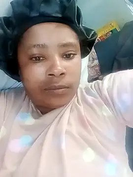 2Sweetysmile online show from April 2026 08:42:01 AM