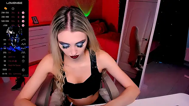 Emilia Klar online show from February 2026 08:12:02 AM