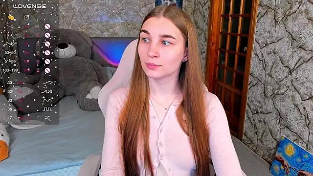 Snapshot of _flowersweeet_ chatting on November 2025 11:46:02 AM flowersweeet online show from November 2025 11:46:02 AM