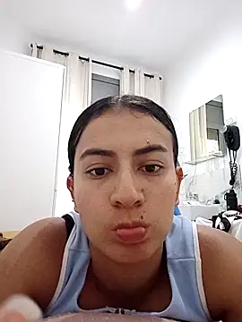Alaia Love77 online show from May 2026 04:38:01 PM