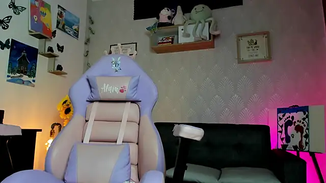 Alaia Love77 online show from March 2026 09:53:01 PM