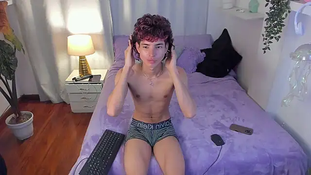 santy-kitty online show from March 2026 01:37:02 AM