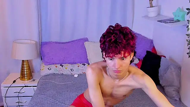 santy-kitty online show from April 2026 02:40:01 AM