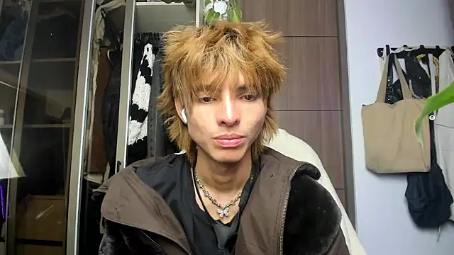 Snapshot of santy-kitty chatting on February 2025 06:28:01 AM santy-kitty online show from February 2025 06:28:01 AM