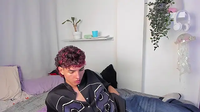 santy-kitty online show from February 2026 02:23:02 AM