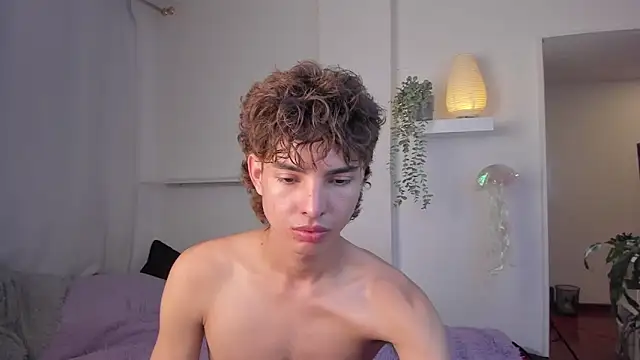 santy-kitty online show from January 2026 01:31:01 AM