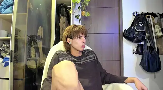 Snapshot of santy-kitty chatting on January 2025 04:36:02 AM santy-kitty online show from January 2025 04:36:02 AM