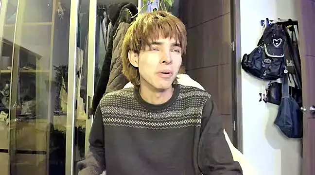 Snapshot of santy-kitty chatting on January 2025 01:27:01 AM santy-kitty online show from January 2025 01:27:01 AM