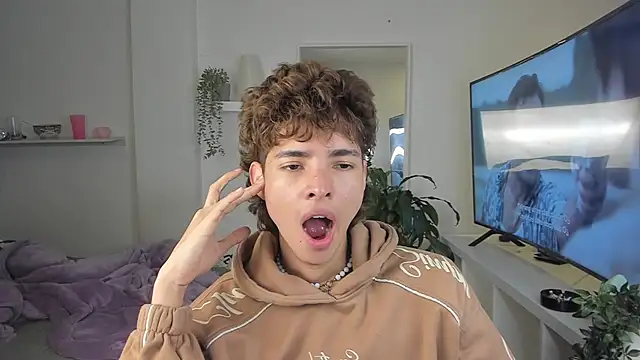 santy-kitty online show from November 2025 04:00:02 AM