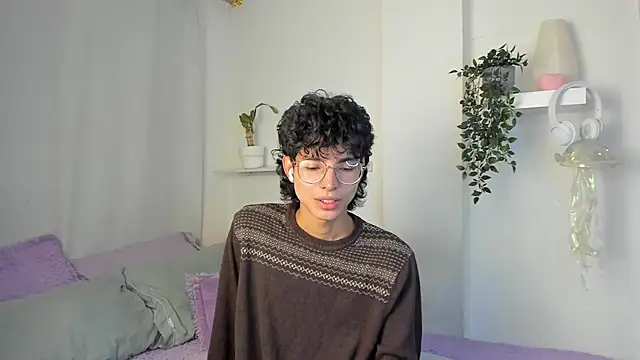 santy-kitty online show from February 2026 12:41:01 AM