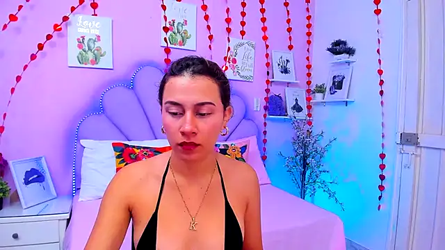 HannaPretthy online show from February 2026 11:43:02 AM