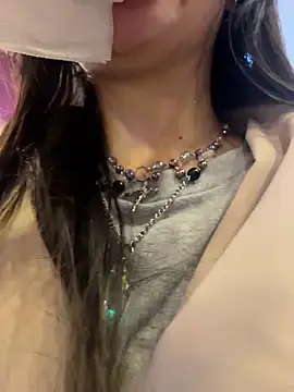 EemaHaruki online show from November 2025 06:56:02 PM