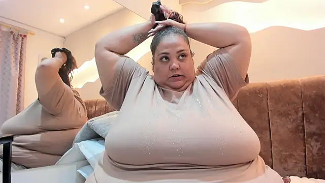 Alisson am online show from June 2026 05:03:04 PM