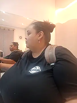 Alisson am online show from October 2025 11:23:01 AM