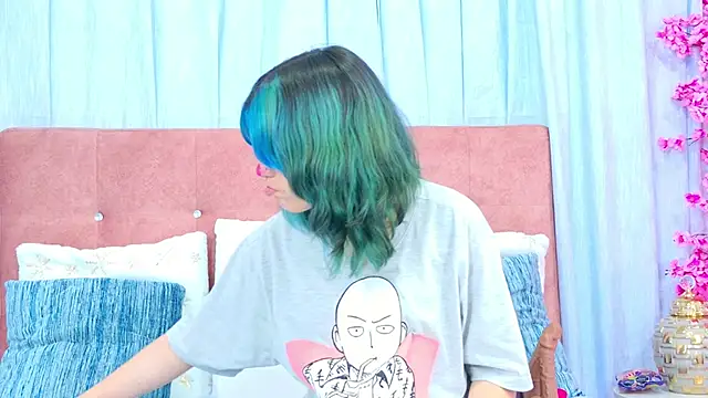 AlliciaKim online show from October 2025 07:21:01 PM