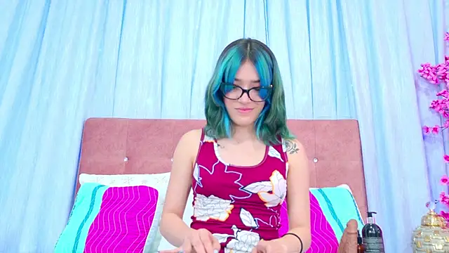 AlliciaKim online show from November 2025 07:18:01 PM