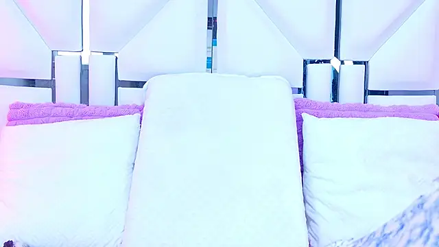 AlliciaKim online show from February 2026 12:05:02 PM