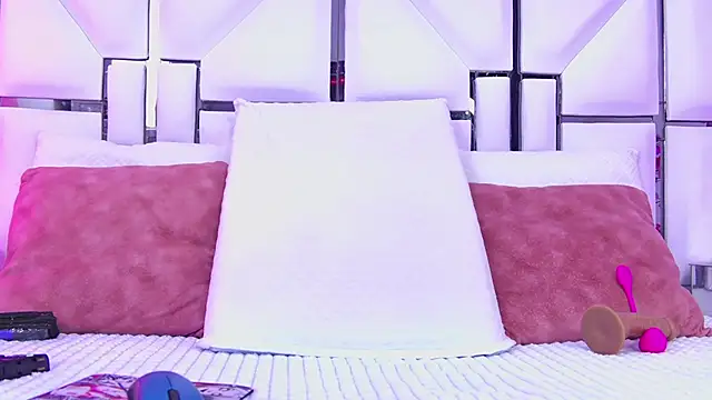 AlliciaKim online show from March 2026 11:46:02 AM