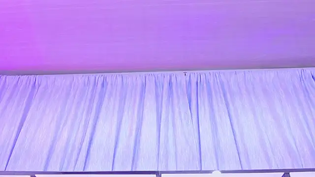 AlliciaKim online show from April 2026 12:21:02 PM