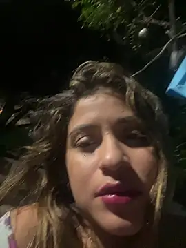 perlita05 online show from January 2026 02:29:01 AM