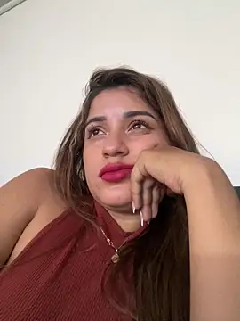 perlita05 online show from September 2025 07:46:02 PM