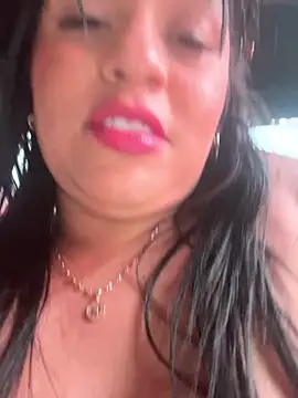 perlita05 online show from March 2026 11:00:01 PM