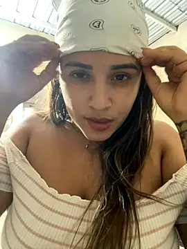 Snapshot of perlita05 chatting on November 2025 03:49:01 PM perlita05 online show from November 2025 03:49:01 PM